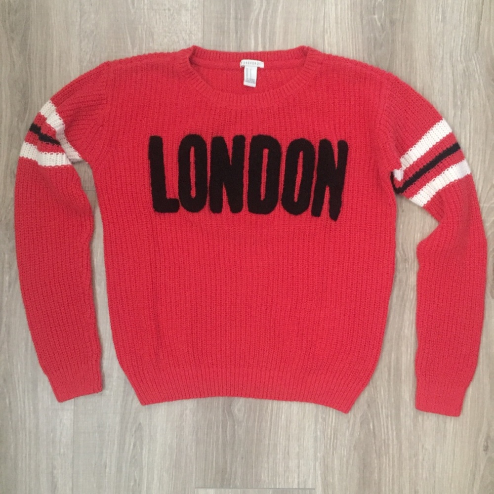 Forever 21 London sweater